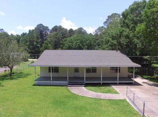 6901 Andover St, Moss Point, MS 39563