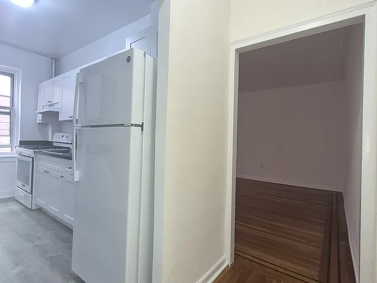 77-44 Austin St #X — Photo 3