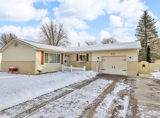 875 Virginia Ave, Marysville, MI