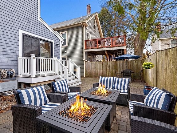 4th image of 34 Purchase St #34