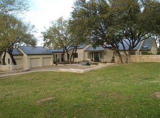 27029 Masters Pkwy, Spicewood, TX 78669