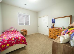 105 SW Falcon Ct, Boardman, OR 97818