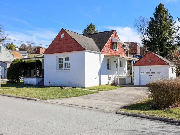 103 Cardinal Pl, Fairmont, WV 26554