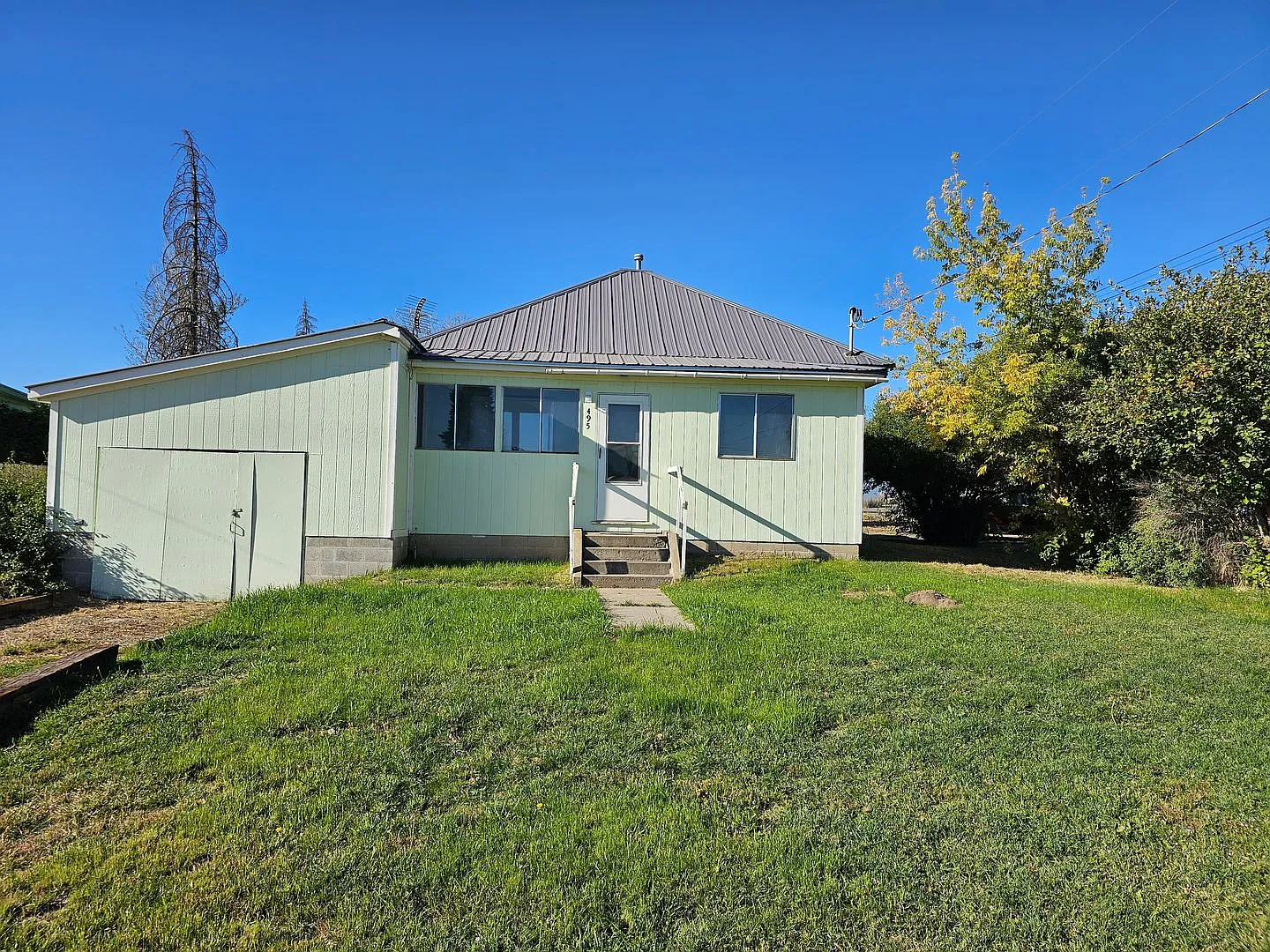 495 F Street, North Powder, Oregon 97867 — Photo 1