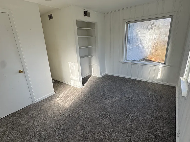 1231 W 3rd St #A — Photo 4