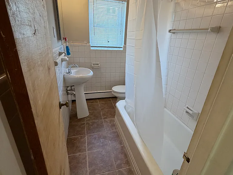 3656 Grand Ave S #1 — Photo 3