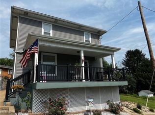 101 Lyons St, Adena, OH 43901