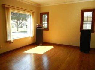 2870 S 46th St, Milwaukee, WI 53219