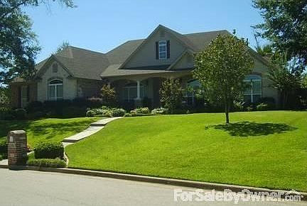 1st image of 106 Wood Creek Ct
