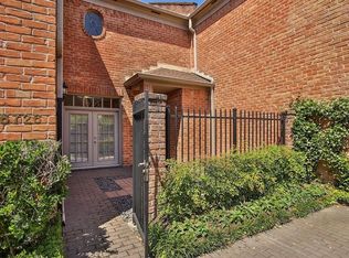 6726 Vanderbilt St, Houston, TX 77005