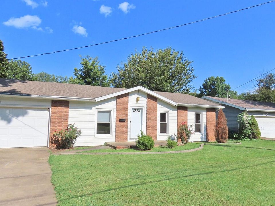 1st image of 1256 S Meadowview Avenue