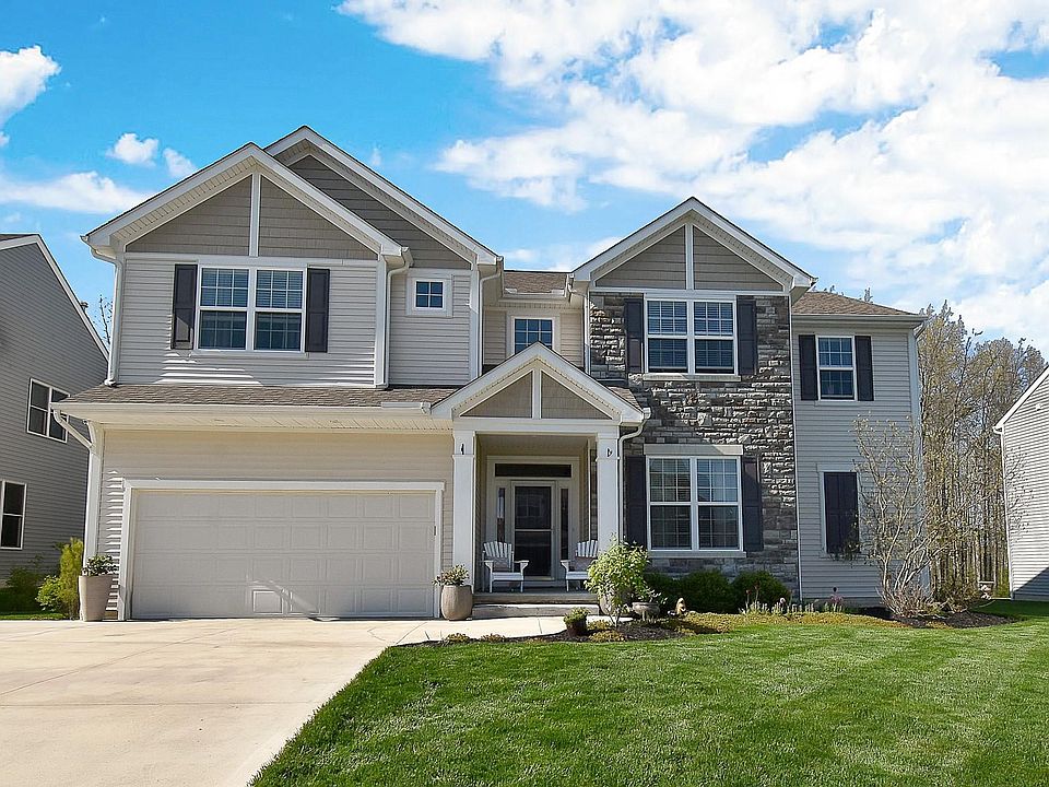 1st image of 935 Kentucky Cir