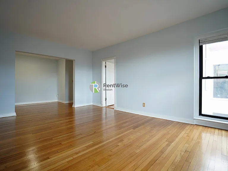 1400 Commonwealth Ave #15 — Photo 5