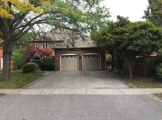 3501 Kingbird Ct #2, Mississauga, ON L5L 2P9