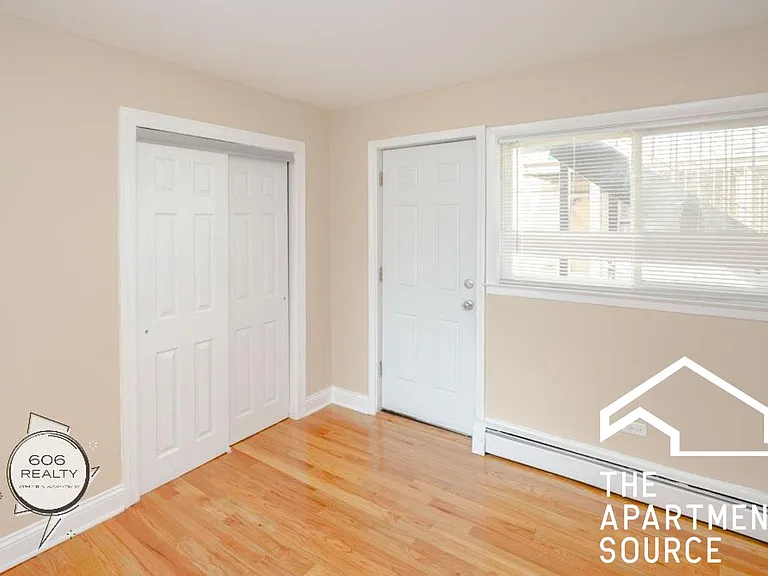 3443 S Central Ave #5 — Photo 6