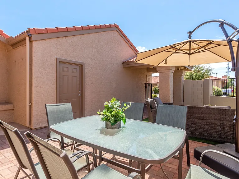 945 N Pasadena St #125 — Photo 41