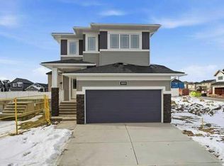 213 E Bayview Park SW, Airdrie, AB T4B5N7