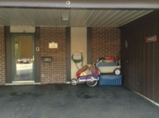 2 Cour Versaille, Palos Hills, IL
