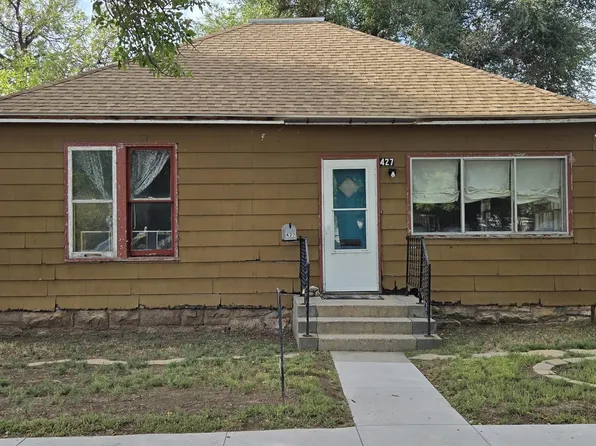 427 Big Horn St, Thermopolis, WY 82443