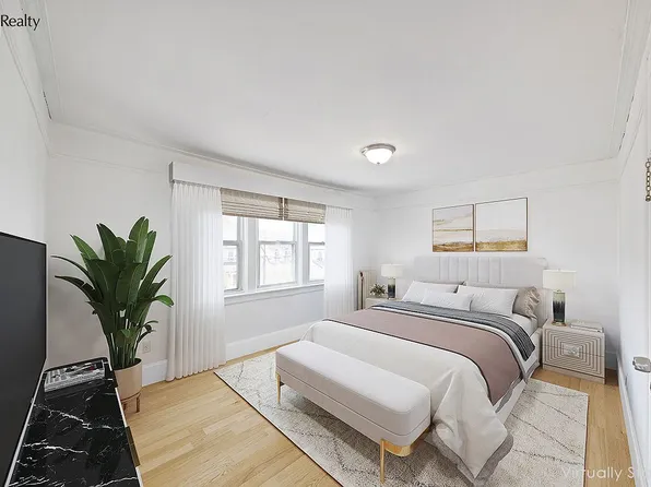 8820 215th St, Queens Village, NY 11427