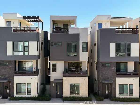 608 Malibu, Costa Mesa, CA 92627