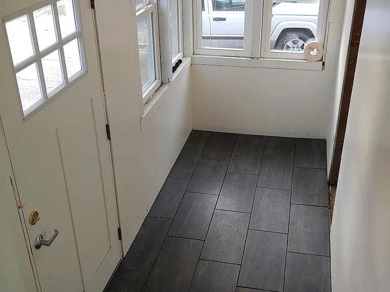 301 National Ave NW #2 — Photo 2