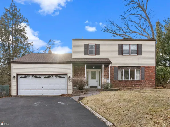 176 S Clearview Ave, Langhorne, PA 19047