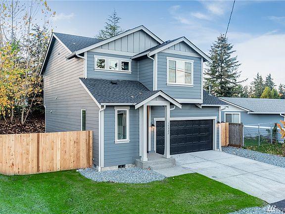 2nd image of 17522 11th Ave E