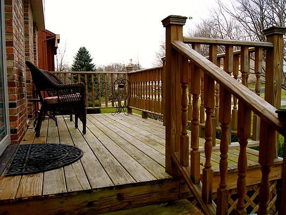 3rd image of 558 Chaparral Dr