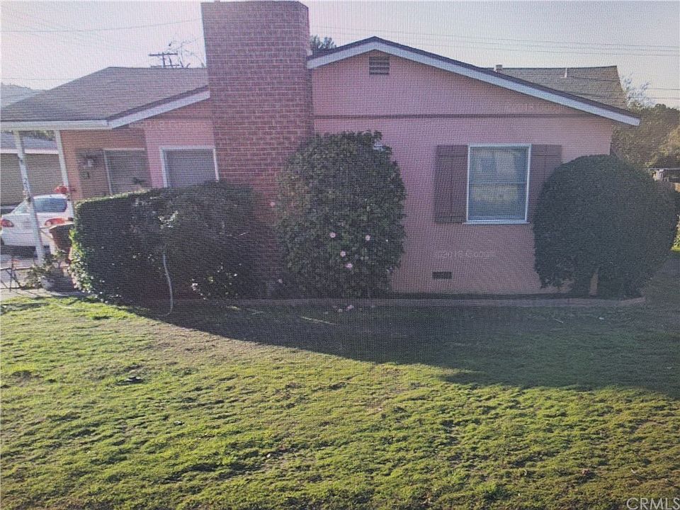 2nd image of 2546 E Walnut Creek Pkwy