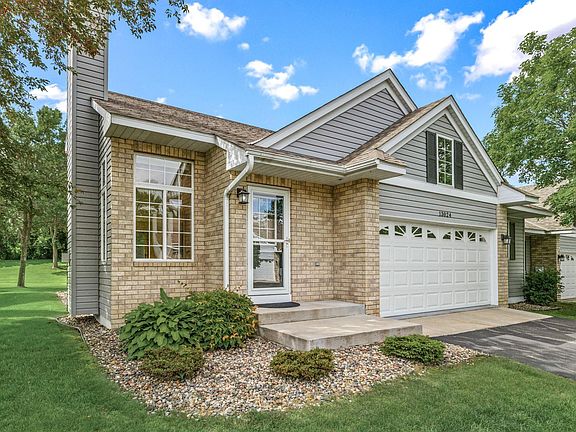 3rd image of 13024 Garrett Ln
