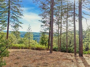 15466 Old Donner Trl, Grass Valley, CA 95945