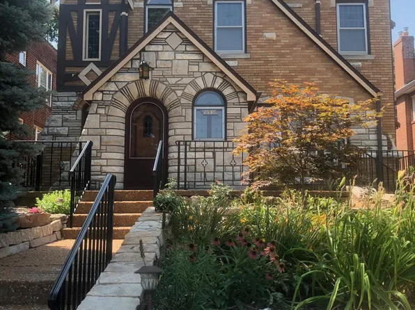 7536 Hoover Ave #2F, Saint Louis, MO 63117