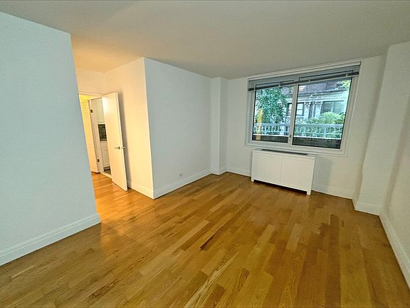5th image of 424 W End Ave #207