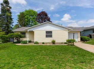 1943 Piedmont Way, South Bend, IN 46614