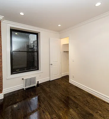 Rented by Compass | media 11