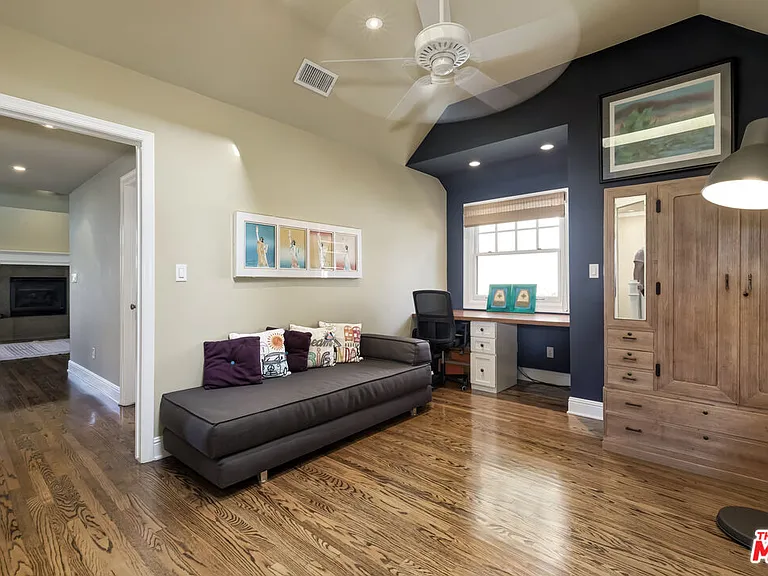 2855 Club Dr — Photo 24