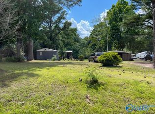 161 Starkey Rd, Hartselle, AL 35640