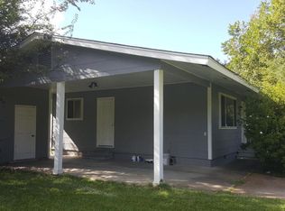 102 Curtis Rd, Columbus, MS 39702