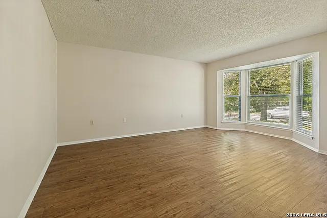 16006 Eagleway St — Photo 11