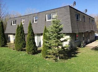 992 N Fairfield Rd, Round Lake Beach, IL 60073