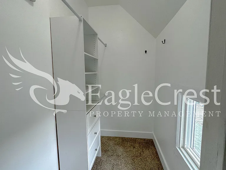 215 S 4th Ave — Photo 21