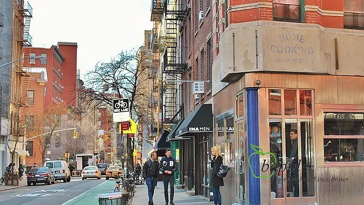 Rented by Bapple | media 24