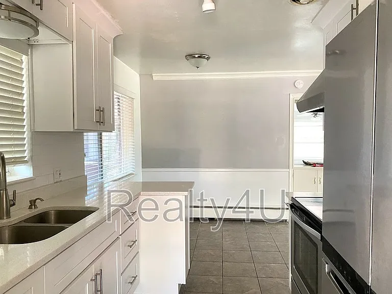 1246 E Crystal Ave #1 — Photo 11