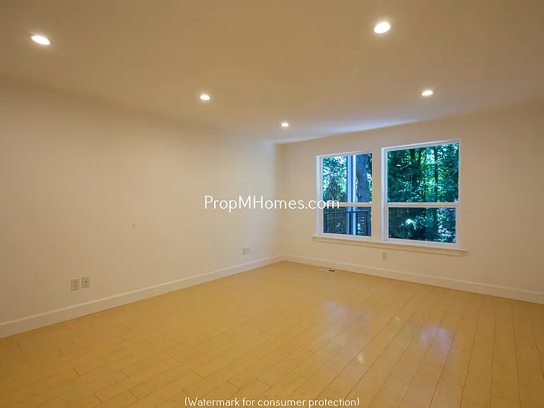 14995 SW 141st Ave — Photo 18