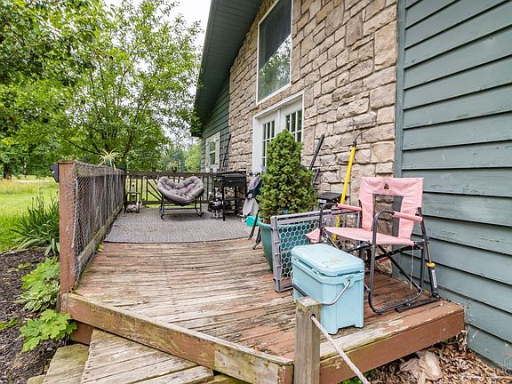 4th image of 860 Lorelei Dr