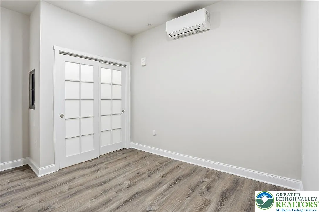 1 bed, 1.0 bath, 650 sqft, $1,550 — Photo 4