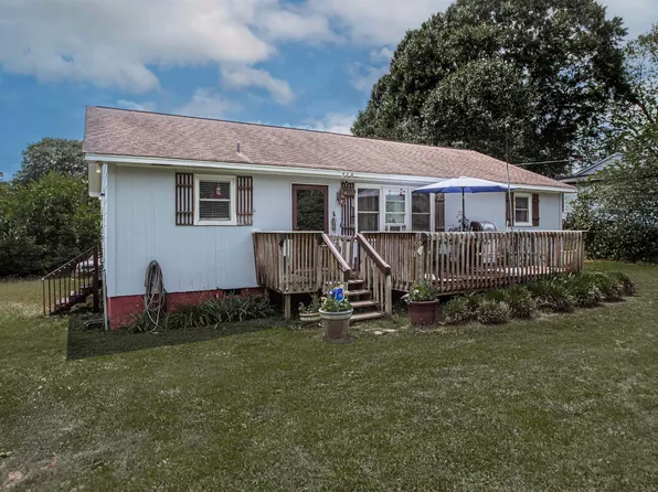 120 Jay Dr, Greenville, SC 29611