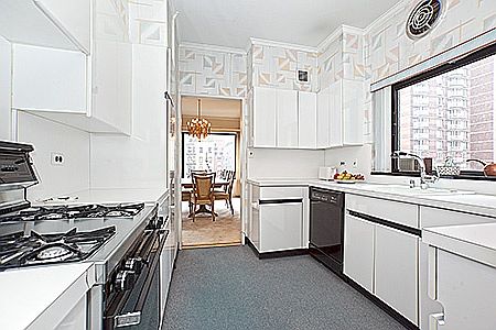 4th image of 425 E 58th St APT 14G