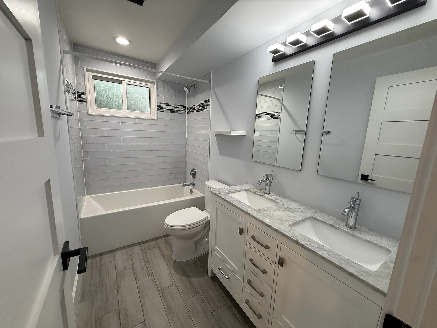 1 bed, 375 sqft, $1,999 — Photo 3